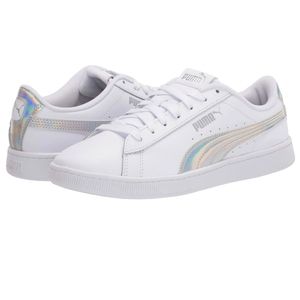 PUMA women's Vickky v2